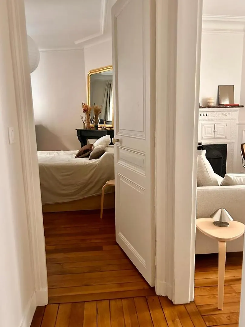 Parisian Nest 아파트 프랑스